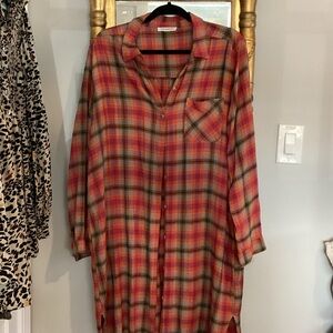 Beachlunchlounge midi length shirt dress. XL